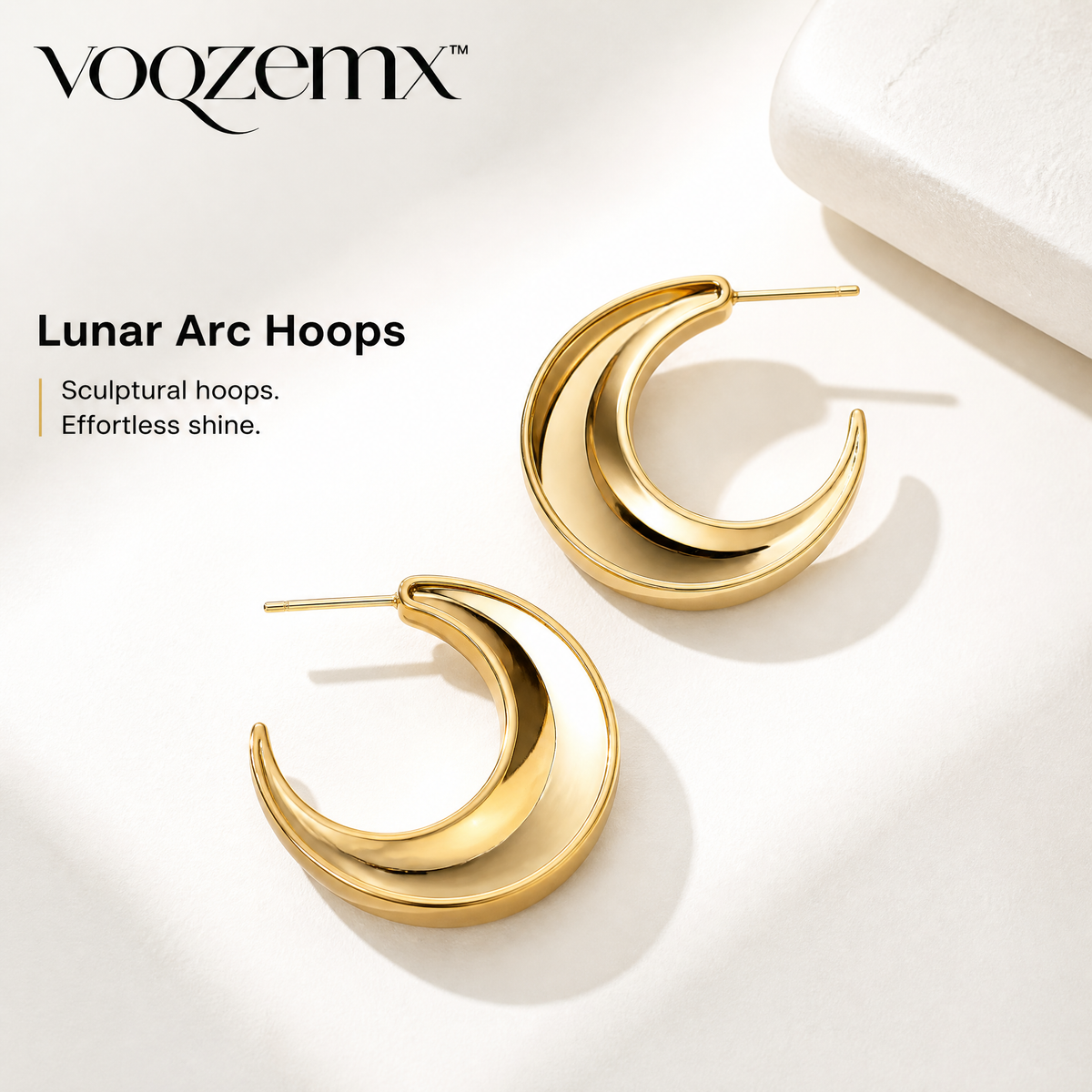𝒗𝒐𝒒𝒛𝒆𝒎𝒙™ Lunar Arc Hoop Earrings
