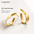 𝒗𝒐𝒒𝒛𝒆𝒎𝒙™ Arc Loop Earrings