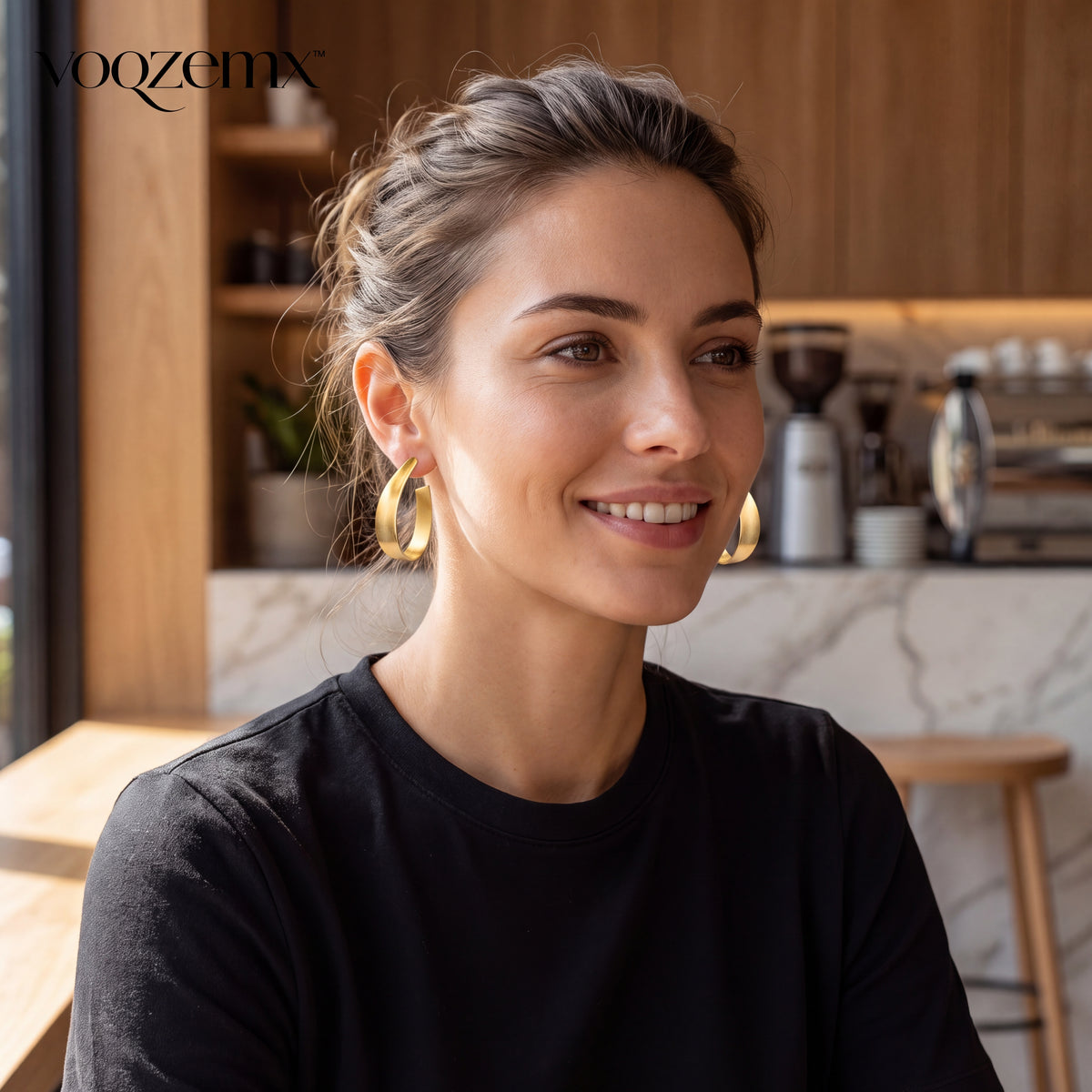 𝒗𝒐𝒒𝒛𝒆𝒎𝒙™ Arc Loop Earrings